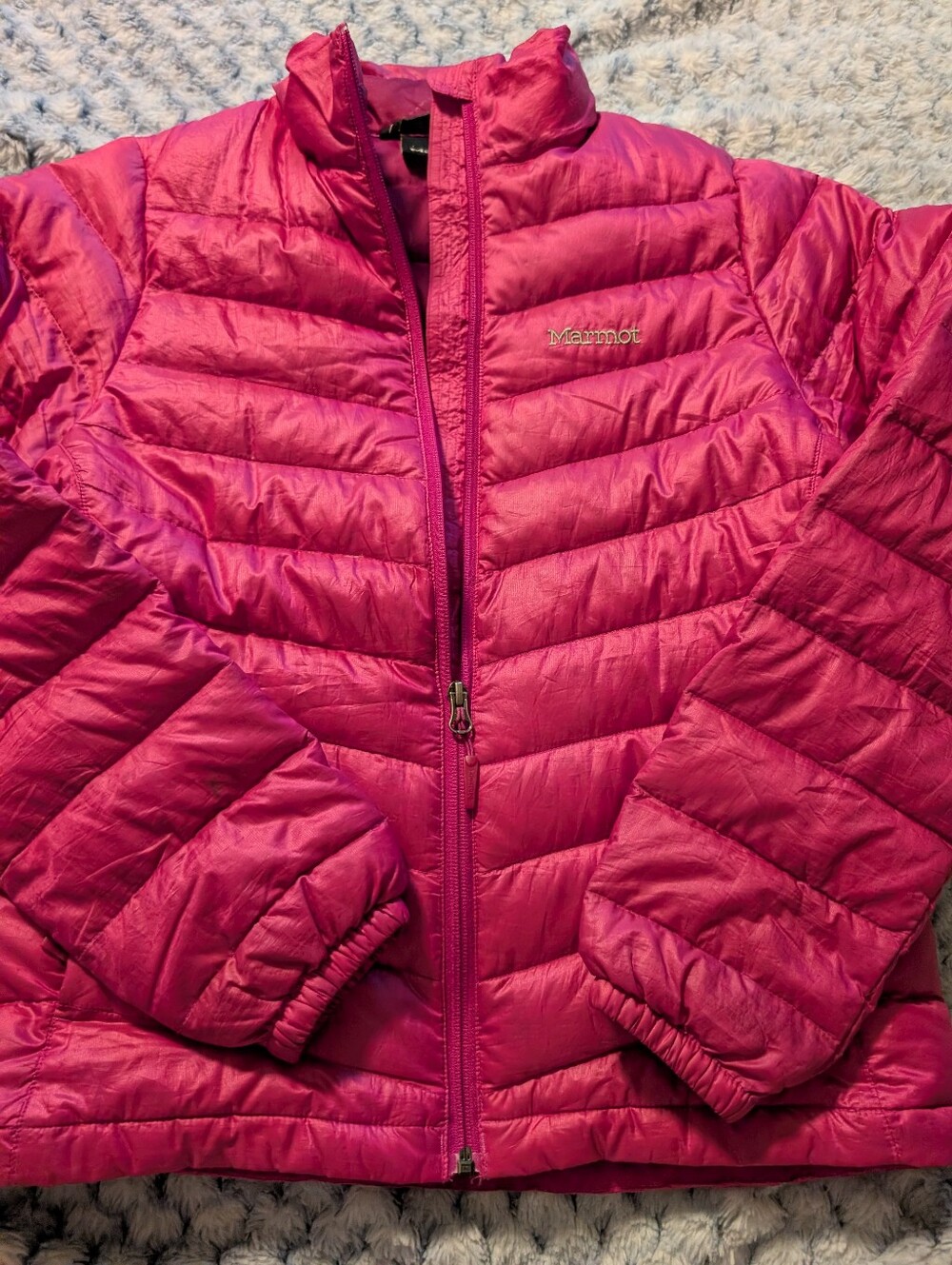 Marmot 800 Fill Goose Down Lightweight Puffer Jacket – Magenta Pink – Women’s Sm